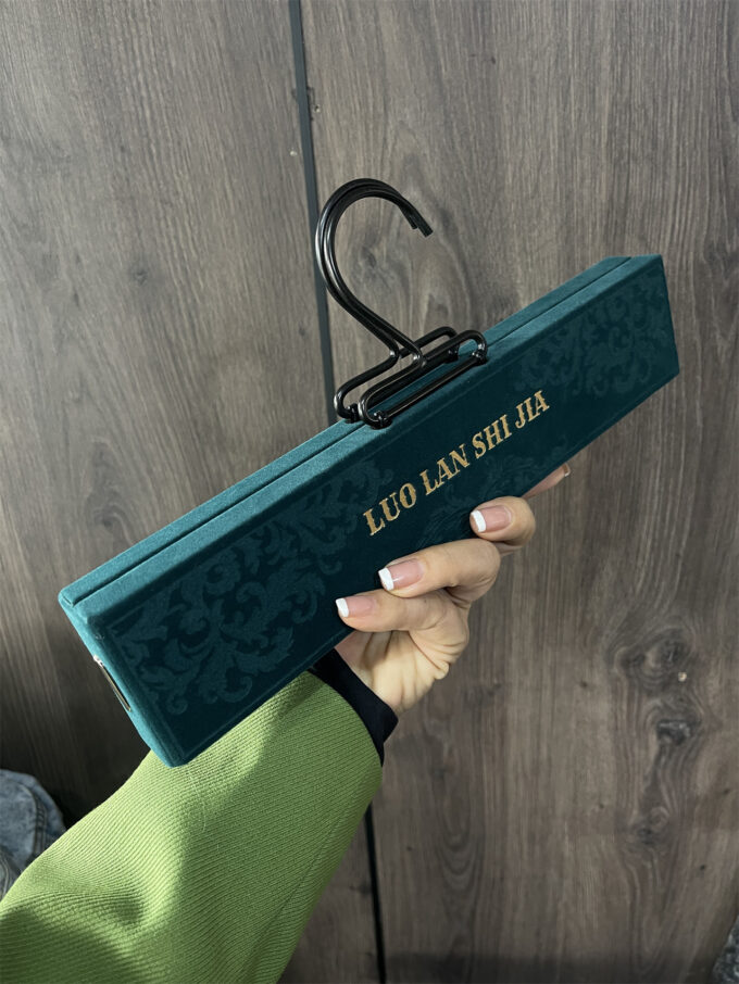 Luxury Home Textile Display