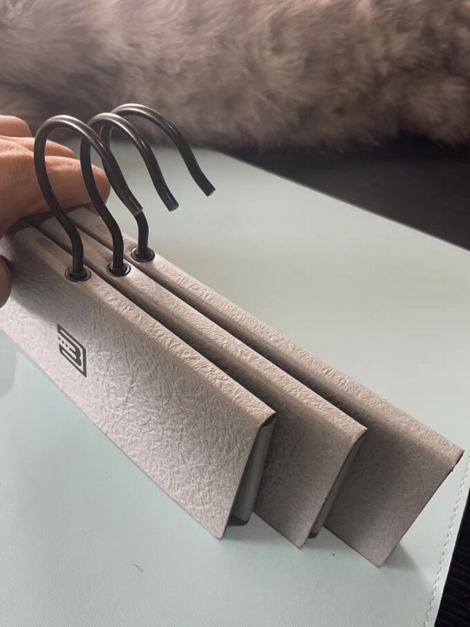 Customizable Fabric Swatch Display Hooks for Home Textile | Curtain & Sofa Sample Card Heads