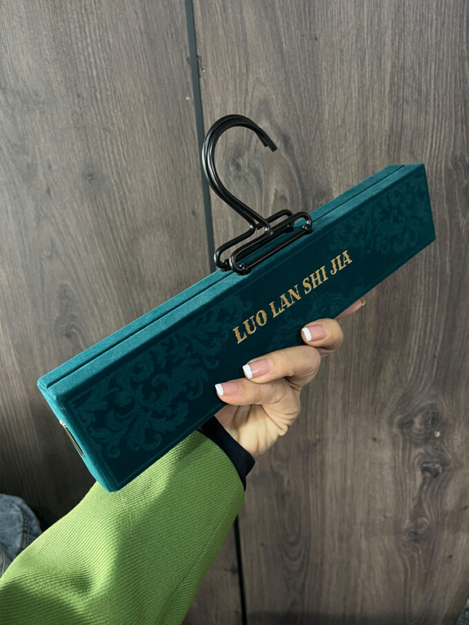 Fabric Sample Display Hanger