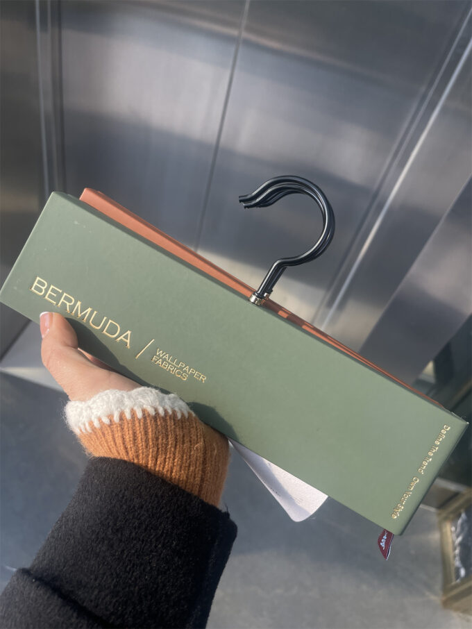 Luxury Fabric Swatch Hanger with Metal J-Hook for Curtain & Upholstery Samples