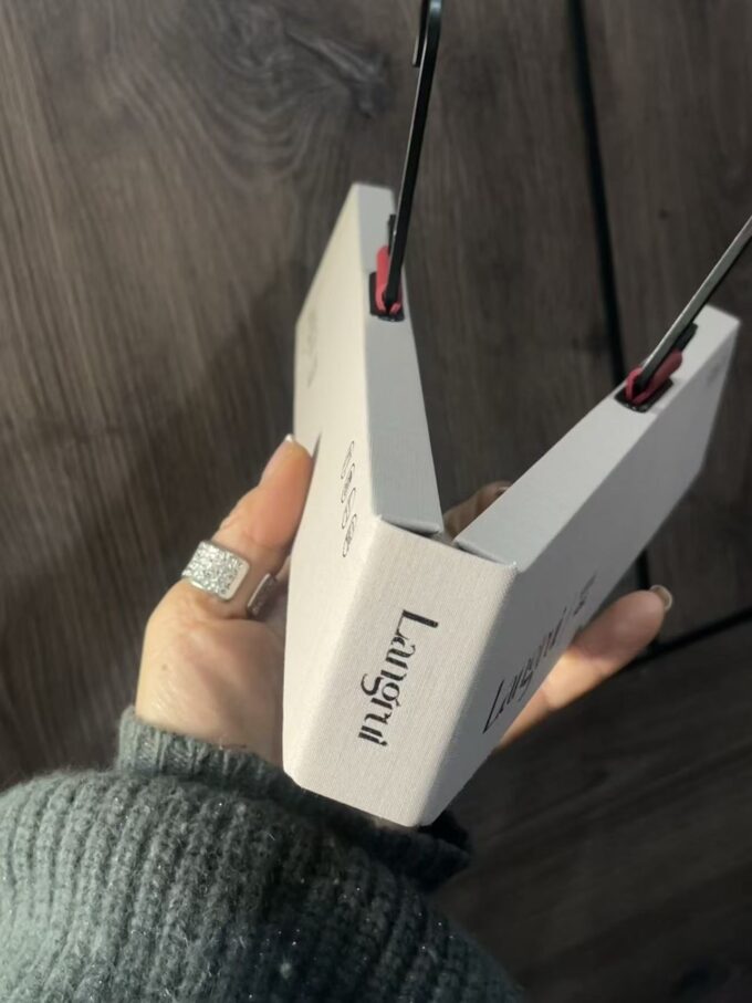 Home Textile Hanging Sample Cards | Custom Sizes & Colors | Curtain & Sofa Fabric Display Hooks