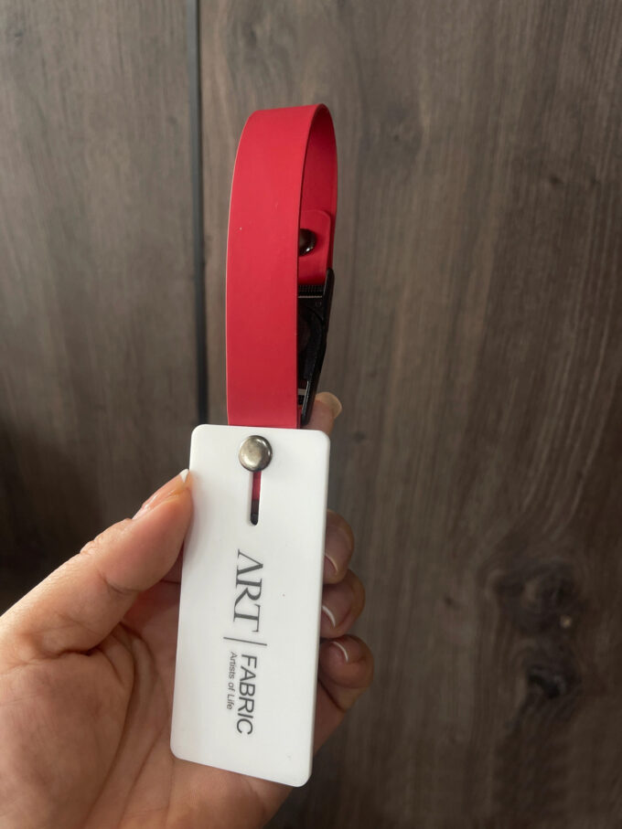 Premium Rectangular Fabric Sample Hanging Clips | Custom Logo Tags (Paper/Plastic) for Curtain & Upholstery