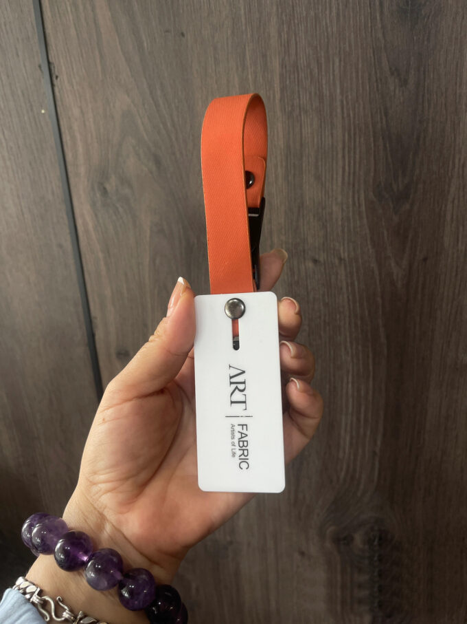 Premium Rectangular Fabric Sample Hanging Clips | Custom Logo Tags (Paper/Plastic) for Curtain & Upholstery